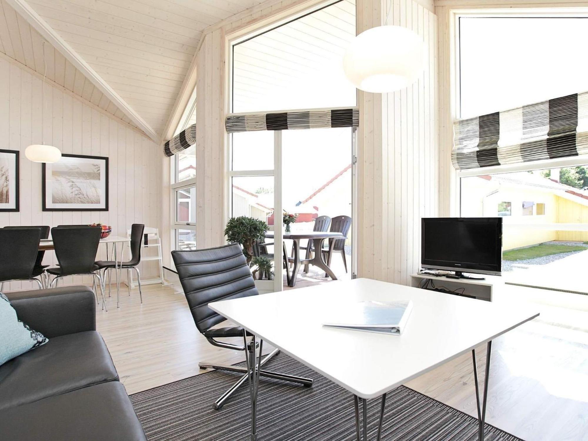6 Person Holiday Home In Gro Enbrode Großenbrode Eksteriør bilde