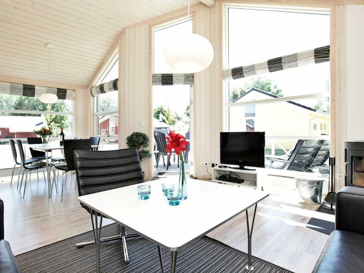 6 Person Holiday Home In Gro Enbrode Großenbrode Eksteriør bilde